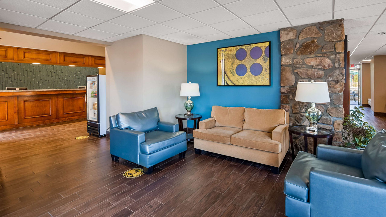 Hotel in Pigeon Forge, TN - Best Western Toni Inn Hotel